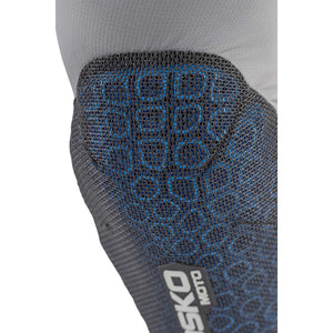 Phase CE-2 Knee Protection