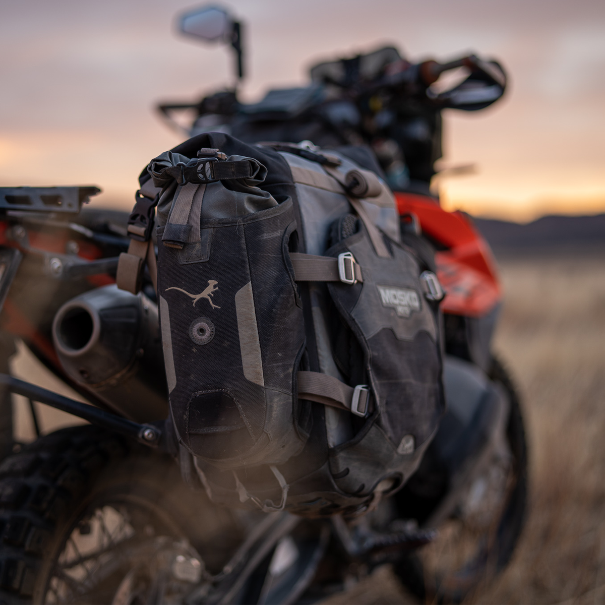 Mosko top moto panniers