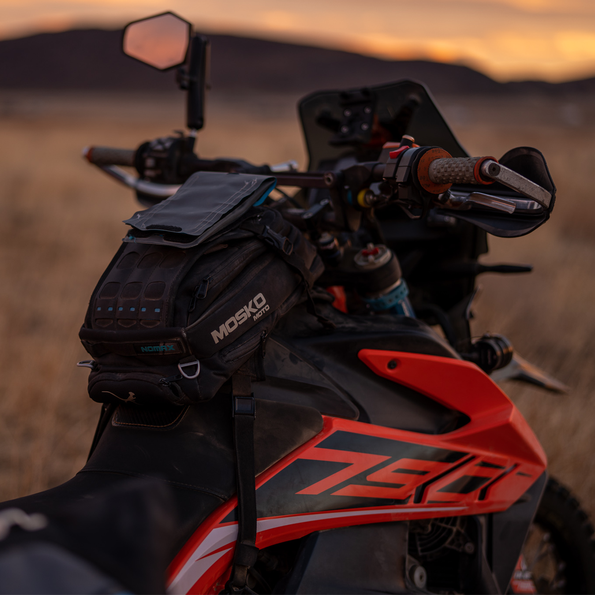 Ktm 690 best sale tank bag